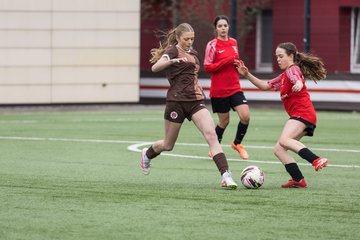 Bild 217 - wBJ FC St. Pauli - Walddoerfer SV : Ergebnis: 3:4